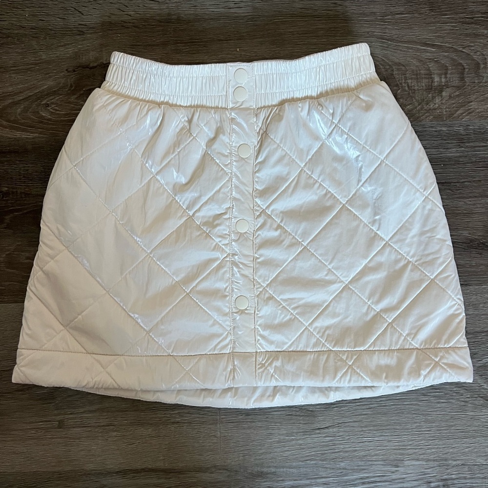 Athleta Girls quilted mini skirt